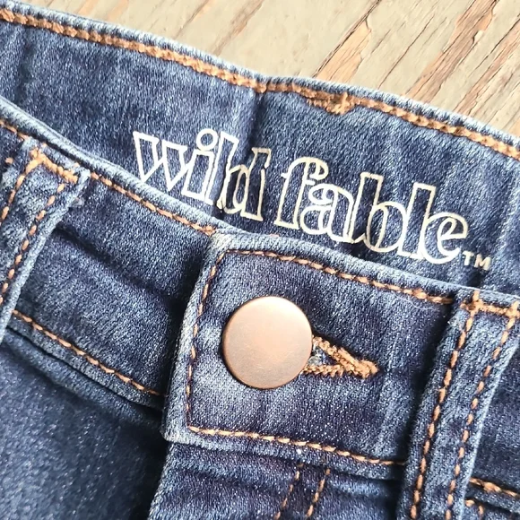 Wild Fable Blue Jean Shorts Distressed Cut-Off Style - Picture 3 of 6